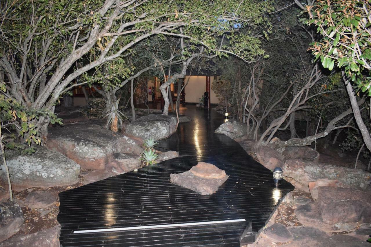 Sekala Private Game Lodge Заповедник Велгевонден Экстерьер фото
